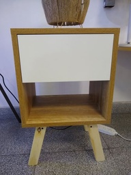 [Mesa de luz Lustrada-Lea] Mesa de Luz con cajon LUSTRADA lealamp